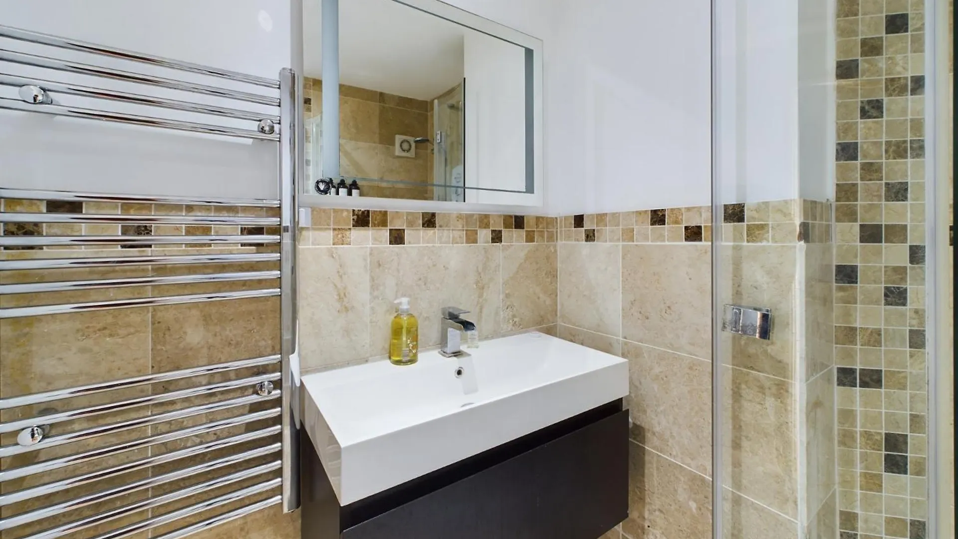 Tatil Evi Two Bedroom By Brookland Stays Serviced Accommodation Short Lets Brighton & Hove With Free Wifi