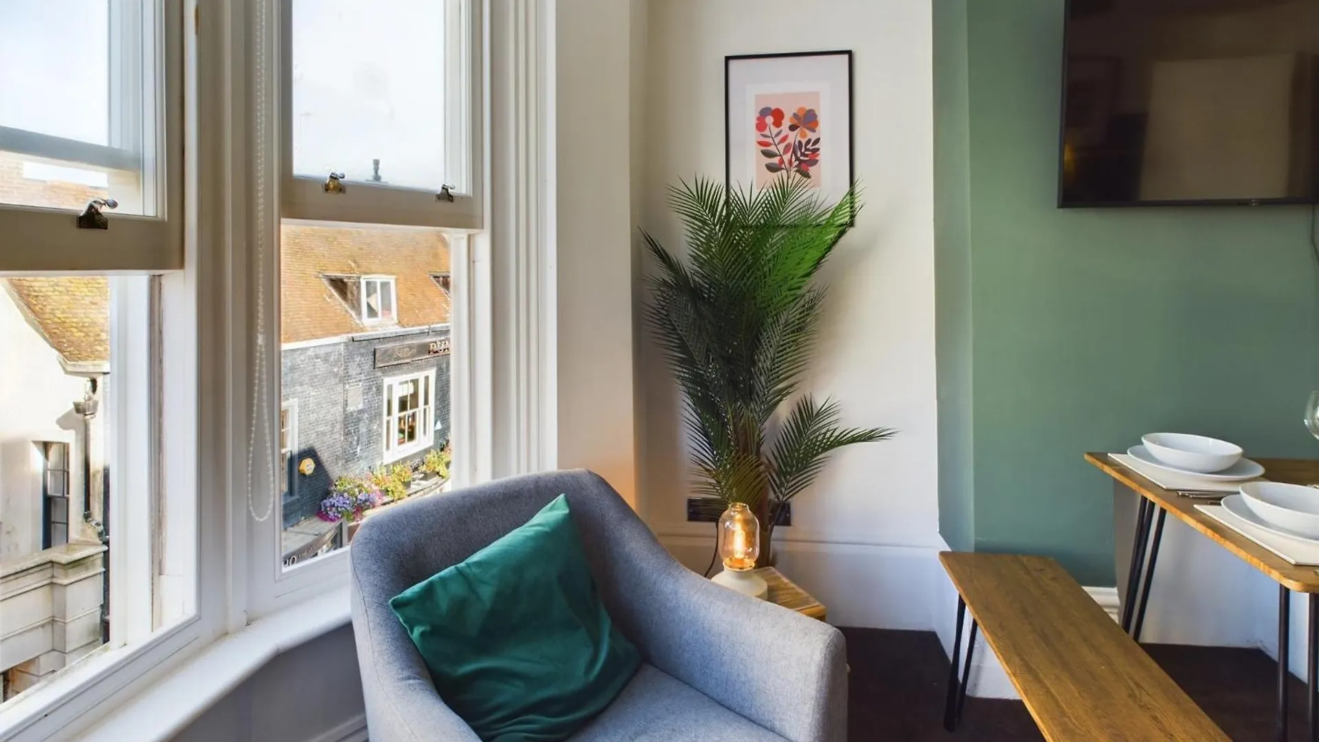 Two Bedroom By Brookland Stays Serviced Accommodation Short Lets Brighton & Hove With Free Wifi Tatil Evi